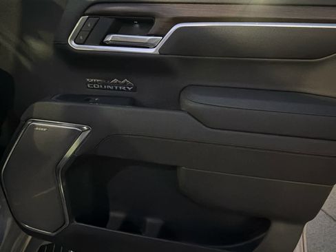 New 2026 Chevrolet Silverado 1500 High Country AWD/4WD image 19
