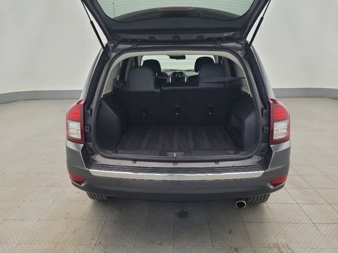 Used 2017 Jeep Compass High Altitude AWD/4WD image 29