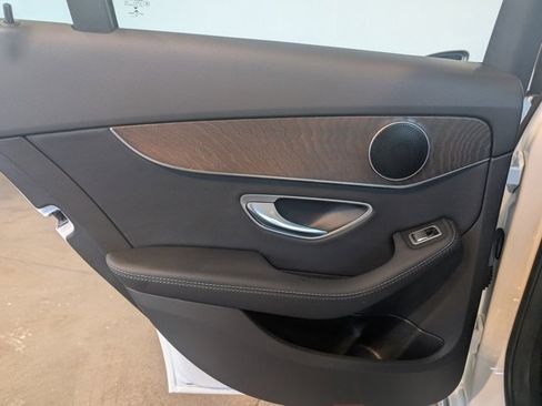 Used 2019 Mercedes-Benz C 300 4MATIC Sedan image 23