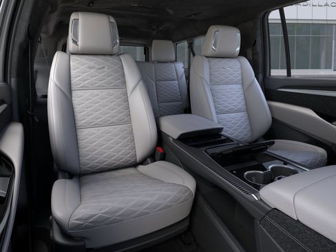 New 2026 Cadillac Escalade ESV V AWD/4WD image 17