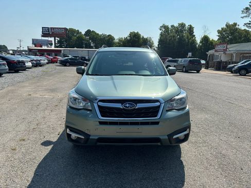 Used 2018 Subaru Forester 2.5i Limited AWD/4WD image 8