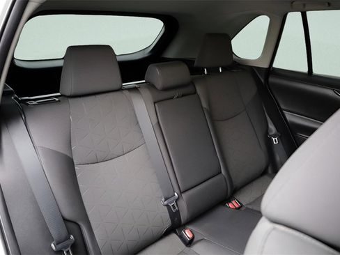 Certified 2023 Toyota RAV4 XLE w/ Convenience Package image 25