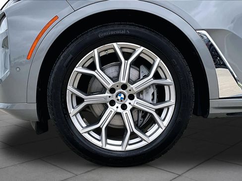 Used 2026 BMW X7 xDrive40i AWD/4WD image 10