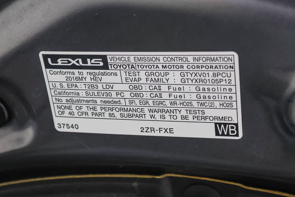 Used 2016 Lexus CT 200h w/ Seat Comfort Package FWD image 27