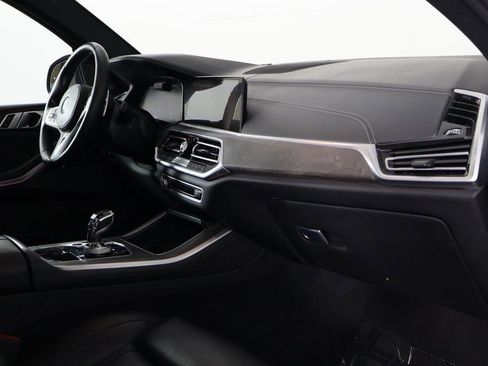 Used 2023 BMW X5 M50i w/ Executive Package image 9