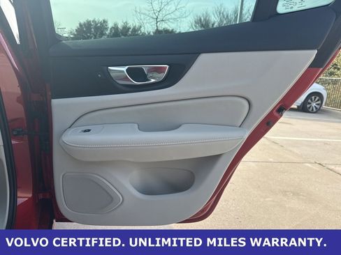 Certified 2023 Volvo S60 B5 Plus image 13