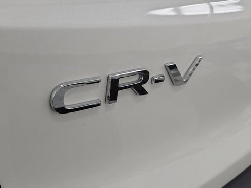 Used 2025 Honda CR-V EX image 8