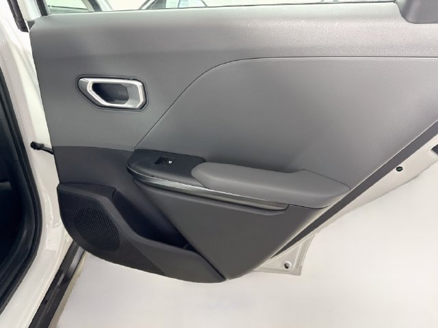 Used 2026 Kia K4 FWD image 27