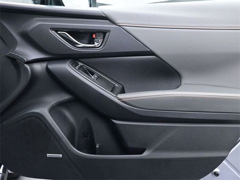 New 2025 Subaru Crosstrek 2.5i Limited w/ Crosstrek Mirror Package image 26