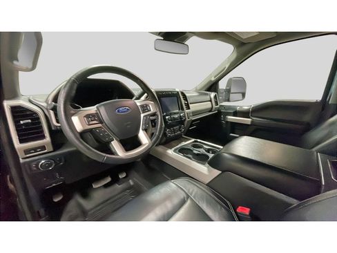 Used 2020 Ford F250 Lariat image 9