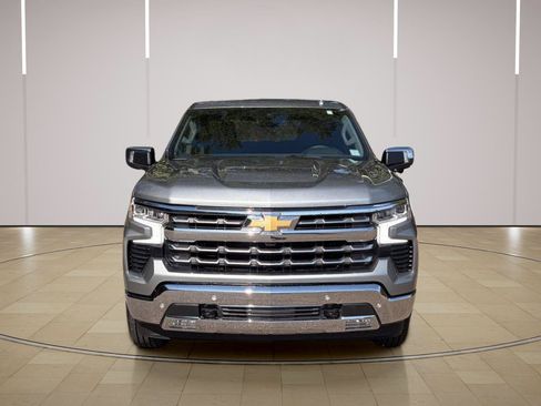 Used 2023 Chevrolet Silverado 1500 LTZ AWD/4WD image 9