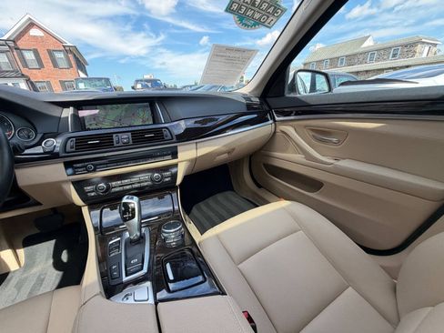 Used 2015 BMW 528i xDrive Sedan AWD/4WD image 19
