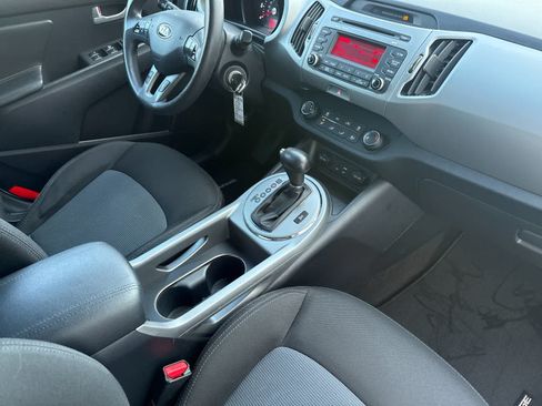 Used 2016 Kia Sportage LX AWD/4WD image 16