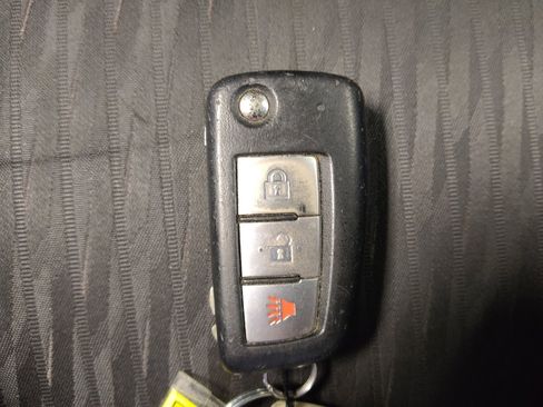 Used 2020 Nissan Rogue S w/ Special Edition Package image 32