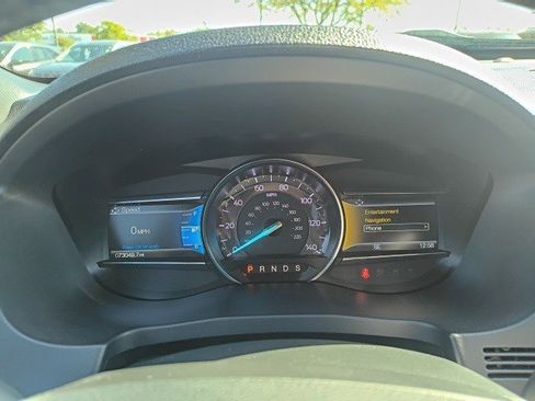 Used 2018 Ford Explorer Limited image 20