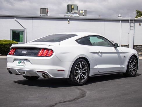 Used 2015 Ford Mustang GT RWD image 7