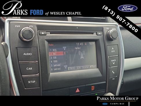 Used 2015 Toyota Camry SE FWD image 20