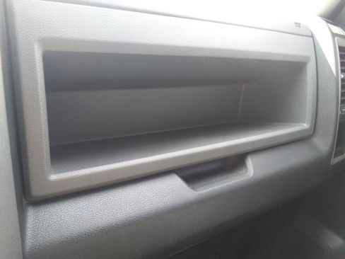 Used 2016 RAM 2500 Tradesman w/ Chrome Appearance Group image 15