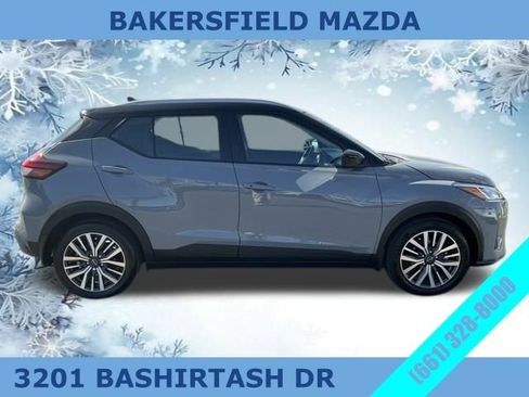 Used 2023 Nissan Kicks SV image 4