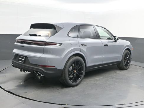 New 2026 Porsche Cayenne image 7