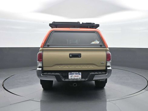 Used 2020 Toyota Tacoma TRD Off-Road AWD/4WD image 6
