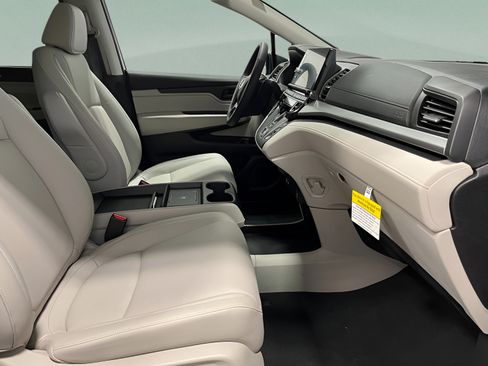 Used 2026 Honda Odyssey EX-L image 29