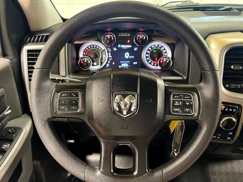 Used 2019 RAM 1500 Classic Warlock w/ Electronics Group image 16
