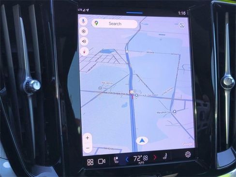 Used 2024 Volvo S60 B5 Plus w/ Climate Package image 18