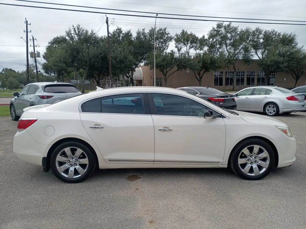 Used 2013 Buick LaCrosse Premium w/ Driver Confidence Package FWD image 6