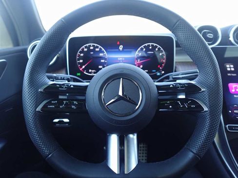 Used 2026 Mercedes-Benz GLC 300 GLC 300 image 34