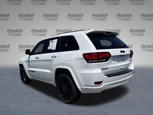 Used 2021 Jeep Grand Cherokee Laredo X AWD/4WD image 8