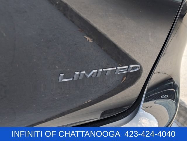 Used 2025 Chrysler Pacifica Limited FWD image 34