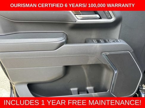 Used 2025 Chevrolet Silverado 1500 LT AWD/4WD image 17