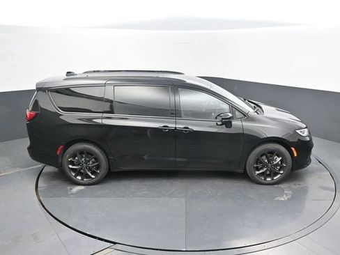 New 2026 Chrysler Pacifica Select w/ S Appearance Package image 49