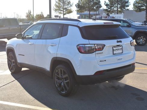 New 2026 Jeep Compass Latitude image 8