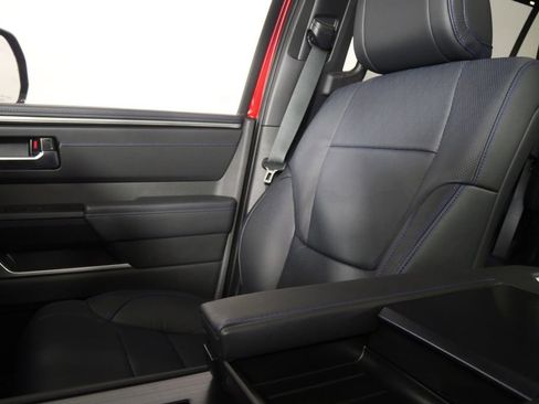 Used 2025 Toyota Sequoia Platinum image 33