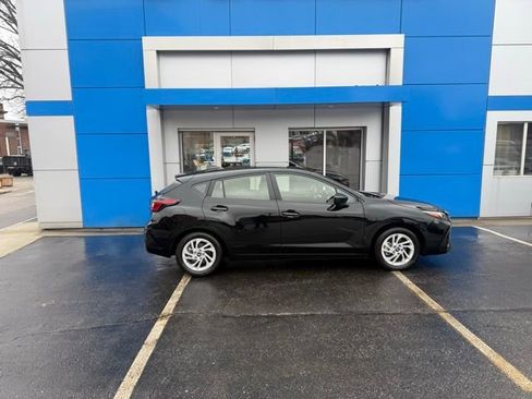 Used 2025 Subaru Impreza 2.0i image 4