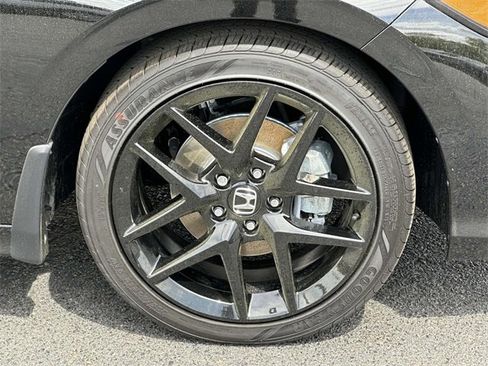 Used 2025 Honda Civic Sport image 5