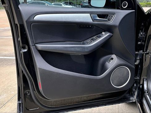 Used 2017 Audi Q5 3.0T Premium Plus w/ Technology Package AWD/4WD image 22