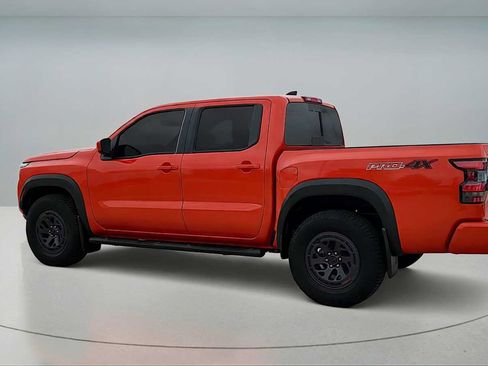 Used 2025 Nissan Frontier PRO-4X w/ Interior Protection Package AWD/4WD image 5