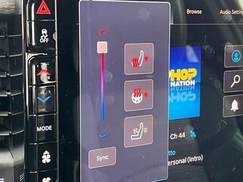 Used 2025 RAM 3500 Laramie image 34