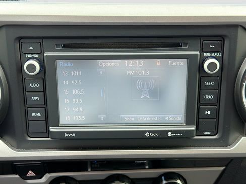 Used 2017 Toyota Tacoma SR5 w/ Tow Package RWD image 27