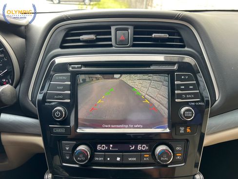 Used 2017 Nissan Maxima 3.5 SL FWD image 31