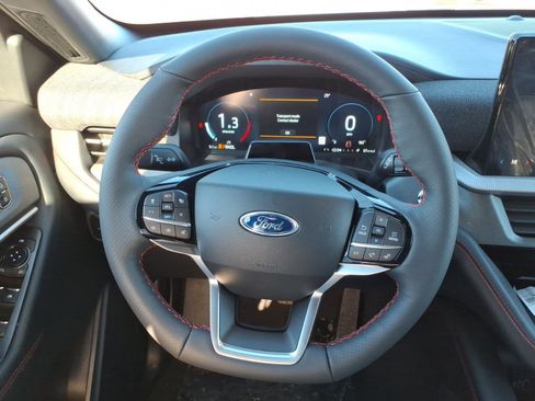 New 2026 Ford Explorer ST-Line image 13