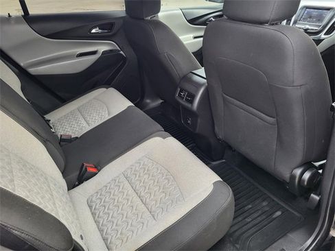 Used 2024 Chevrolet Equinox LS w/ LS Convenience Package image 18