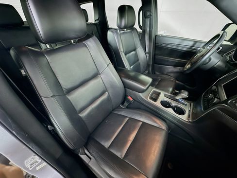 Used 2018 Jeep Grand Cherokee Limited RWD image 31