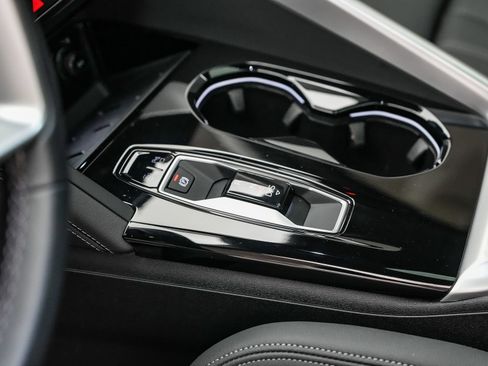 Used 2025 Audi Q5 Premium Plus w/ Premium Plus AWD/4WD image 21