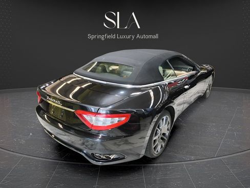 Used 2012 Maserati GranTurismo Convertible RWD image 10