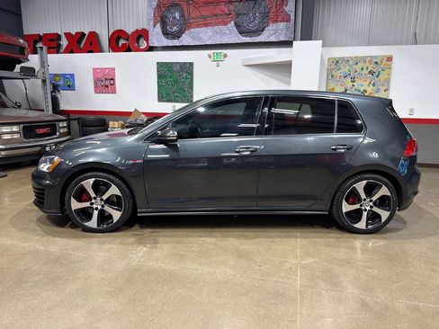Used 2017 Volkswagen GTI S image 4