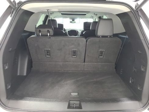 Used 2020 Chevrolet Traverse High Country AWD/4WD image 43